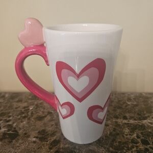 NWOT Valentine's 2011 Heart Motif Mug in Pink and White
